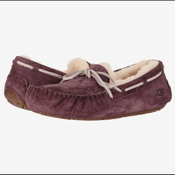 UGG Dakota Slippers - Picture 4 of 7